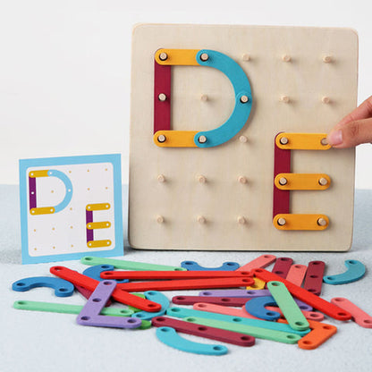 Grafische Geometrische Pegboard Puzzel - Leuke en leerzame activiteit voor creatieve geesten