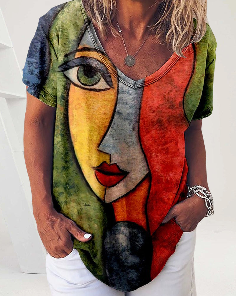 T-shirt met abstracte gezichtsopdruk voor dames - Trends en artistieke vrijetijdskleding