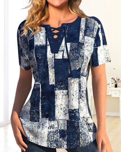 Blouse met geometrische afdrukken - Stijlvolle top met korte mouwen