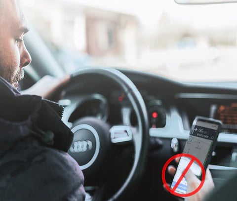 Verstelbare multifunctionele houder voor autotelefoon